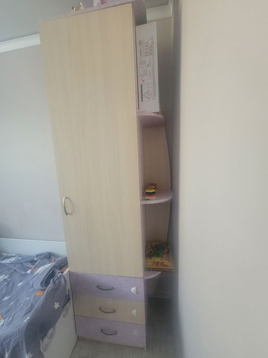 Продам стенку в детскую