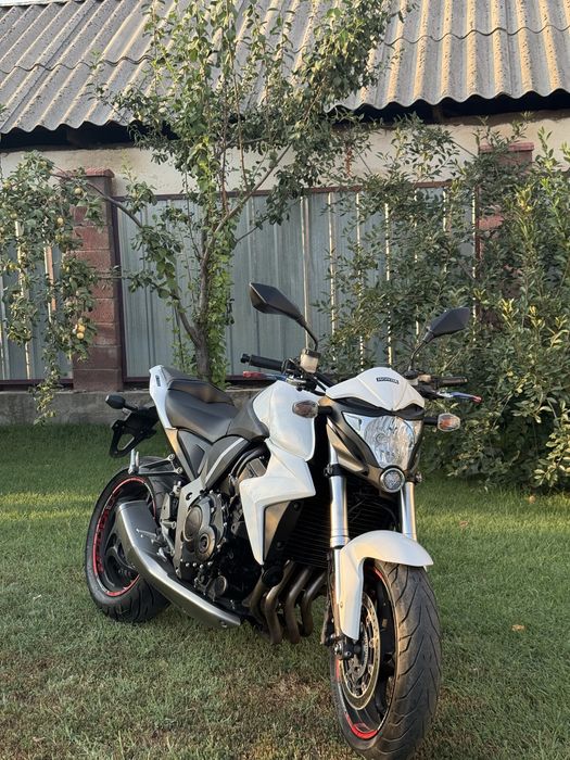 В продаже мотоцикл Honda CB1000R