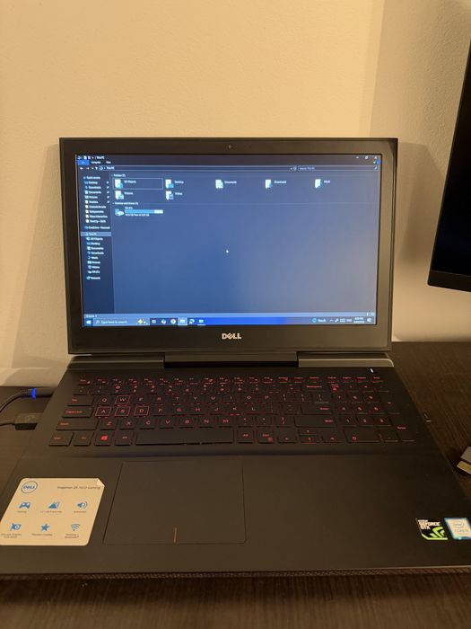 Laptop Gaming Dell Inspiron 15 7000 – i5, GTX 1050 Ti