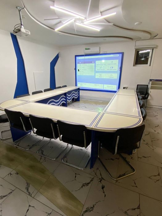 Набор парт для учебного центра или офиса