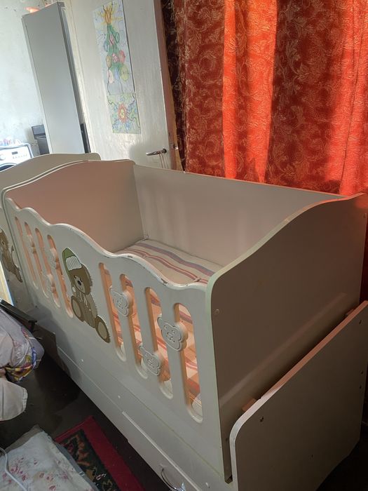 Продается детская кроватка.