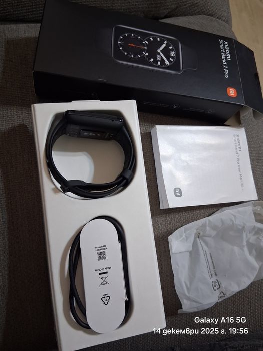 Продавам Xiaomi SMART BAND 7 PRO