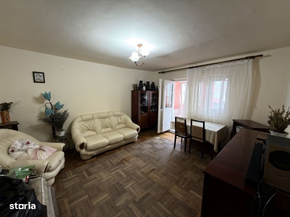 Apartament cu 4 camere Primaverii etaj 1 cu garaj