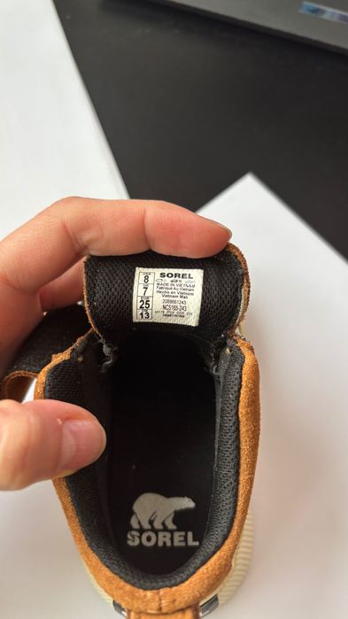 Зимни непромокаеми боти(25размер) Sorel