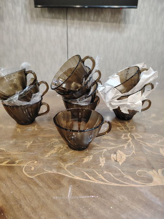 Чашки чайные коричневые