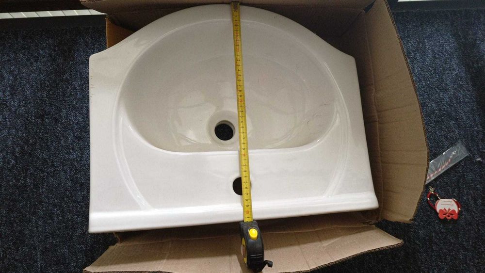 Lavoar/chiuvetă ceramică pentru baie