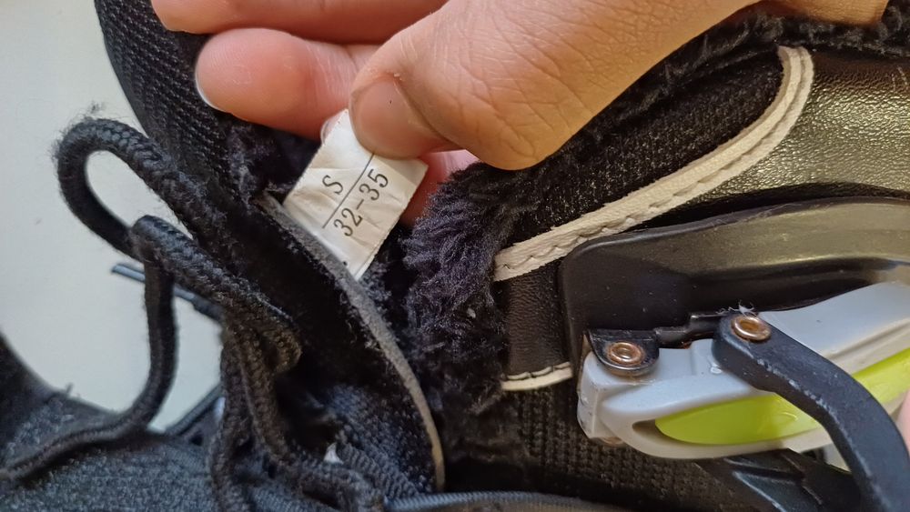 Продам Коньки детский