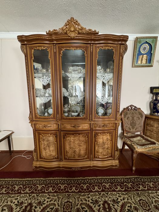 Стенка и камод