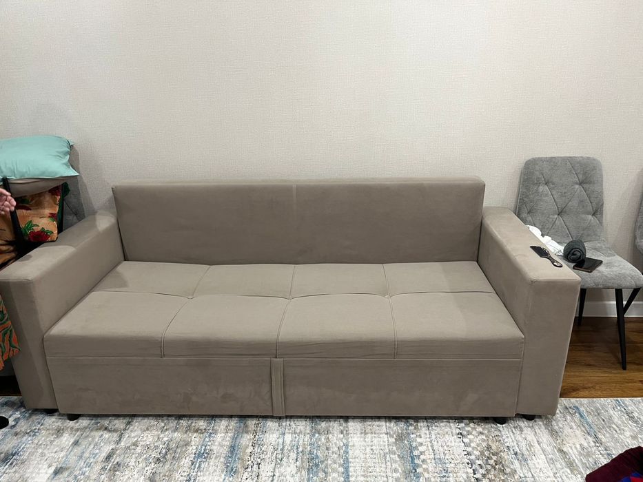 Диван раскладной продам!