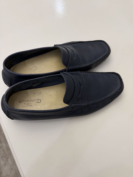 Лоферы темно синие от corneliani. Мужские. Класические