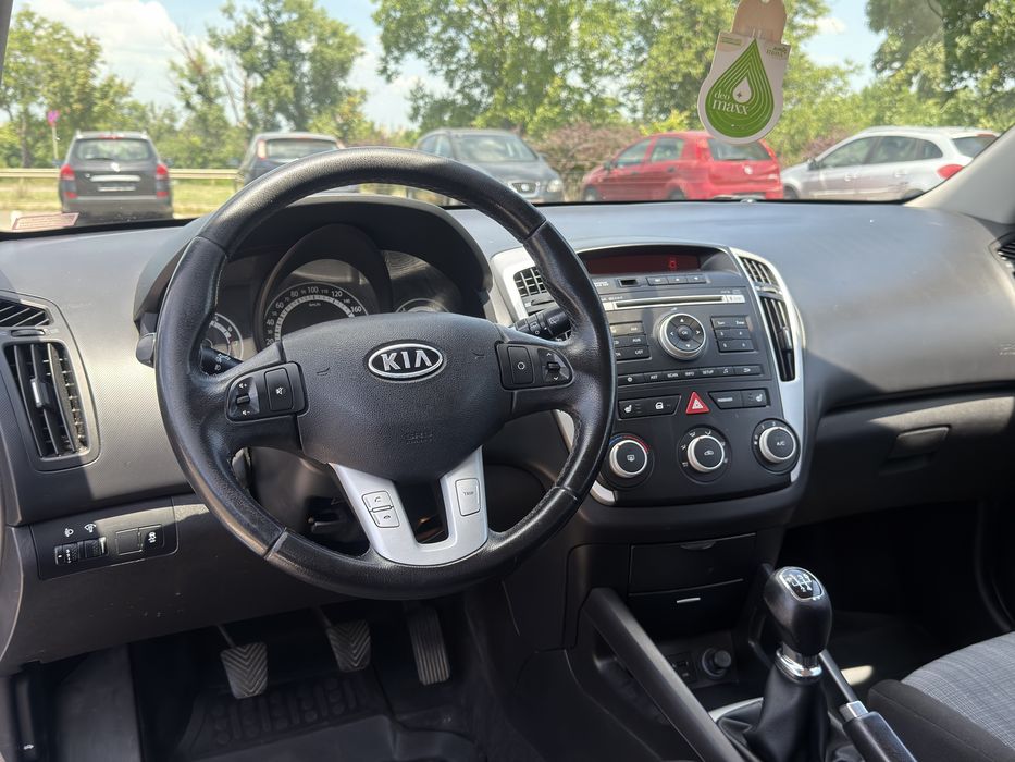 Vand Kia Ceed 1.4