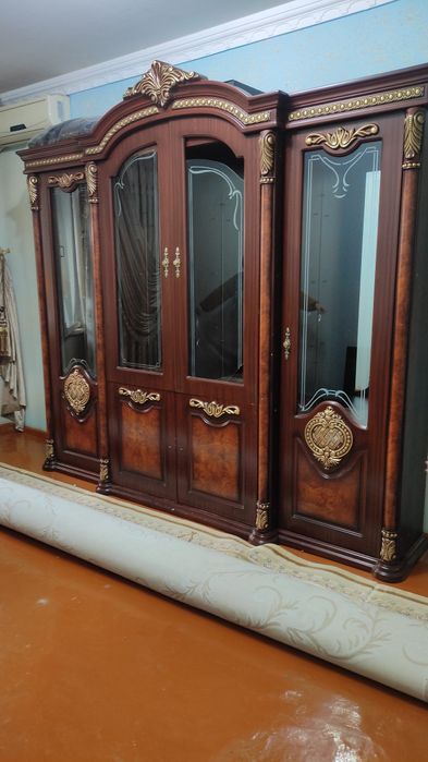 Servant. Stenka mebel