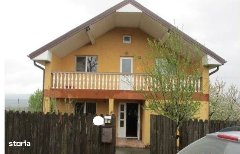 Casa P+M 188 mp + Teren 5400 mp ~ Catamarasti Deal ~ Botosani