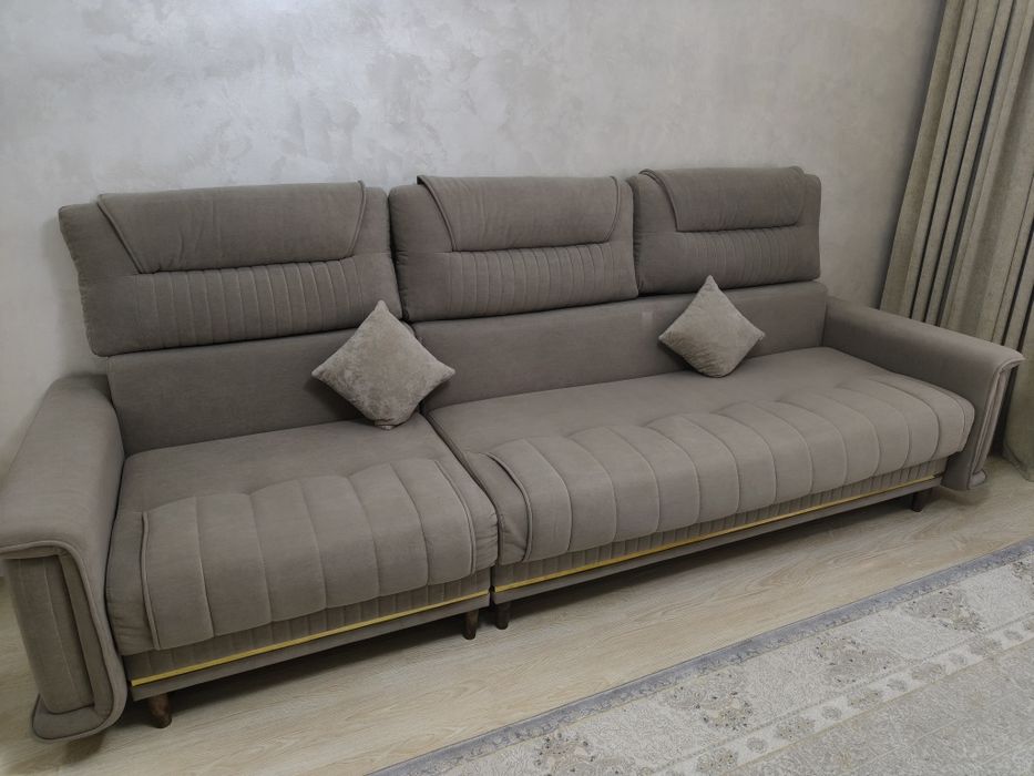 Продаётся диван б/у 1 год