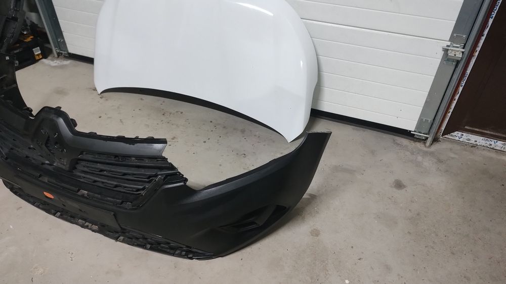 Bara fata ,  Renault kangoo 4 2021,2022,2023,2024