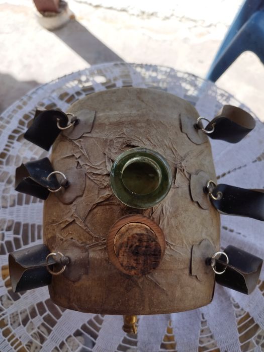 Буре стъклено със стойка