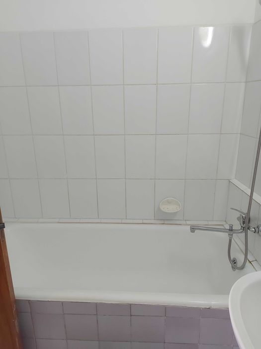 Vand apartament 2 camere