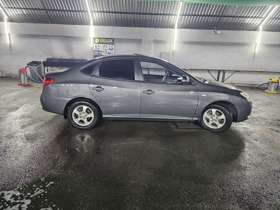 Hyundai Elantra 2009 HD