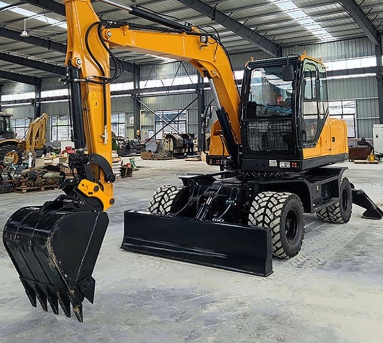 Экскаватор 75 талик 7.500кг 35000$