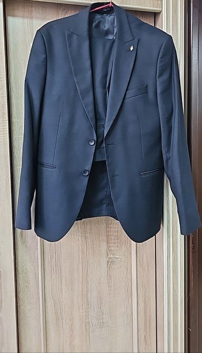 Комплект классической мужской одежды