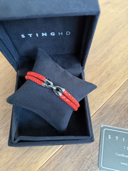 Оригинална гривна Stinghd