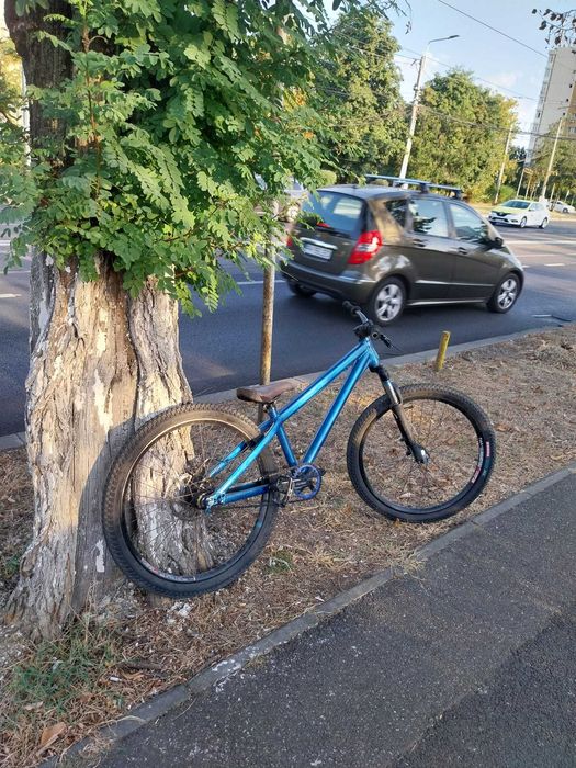 Vand Dirt Jumper YT Romp 26 albastru