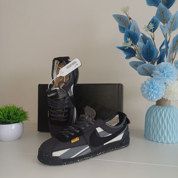 Кроссовки в LUX качестве