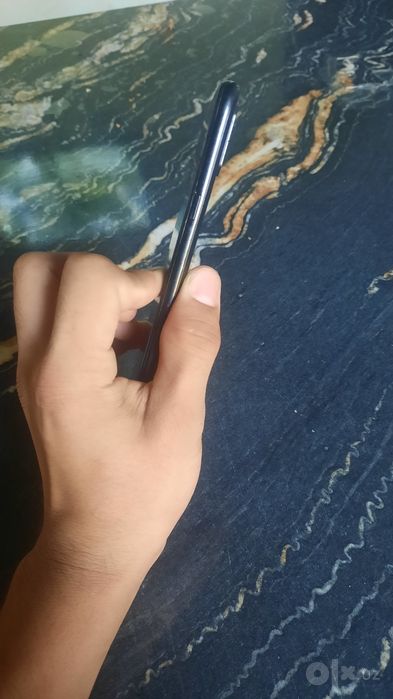 Samsung a20s sotiladi