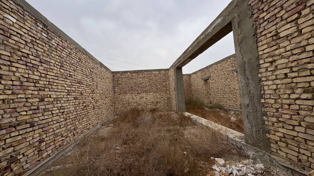 Продам участок, недостроенный, новый