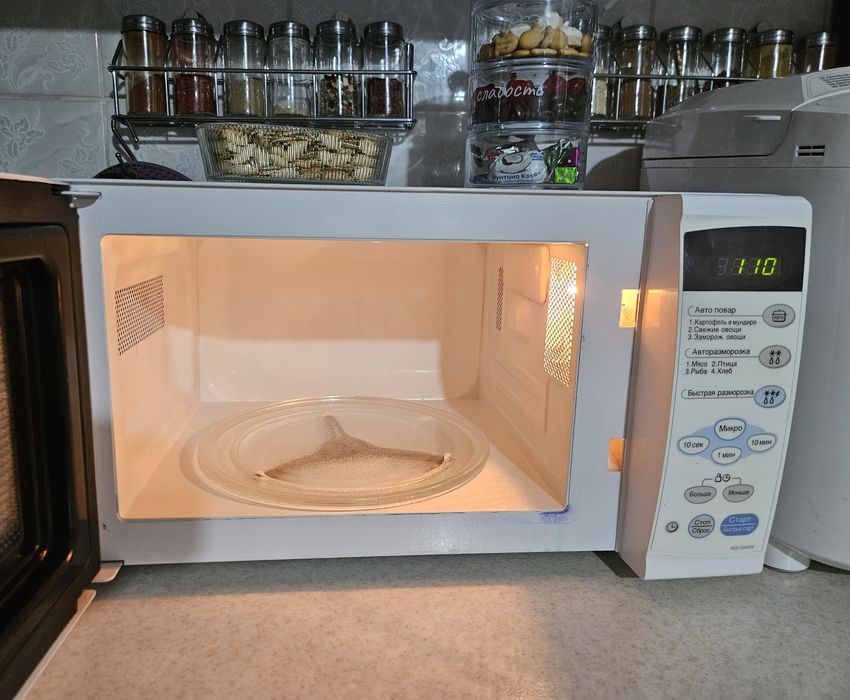 Микроволновка LG бу