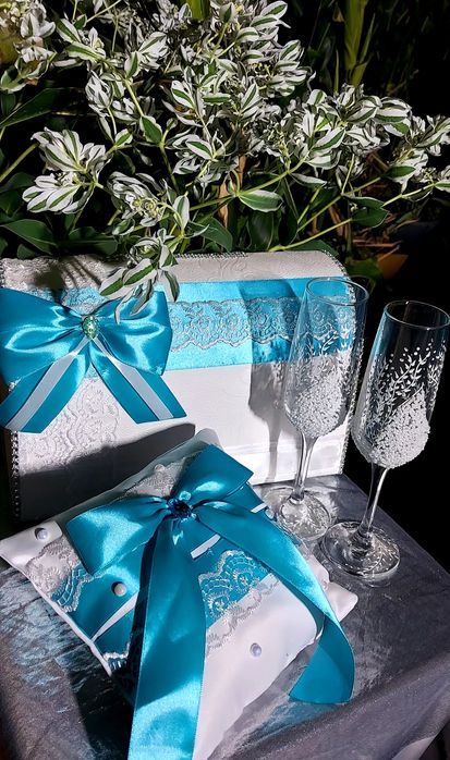 Продам новые наборы для молодожен