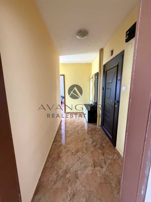 оф.23114 Двустаен с три отделни стаи/ Център