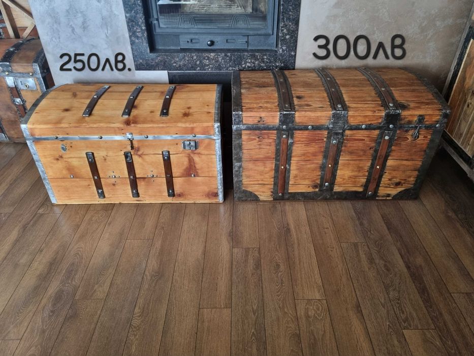 Стар сандък/ракла/скрин/ два броя