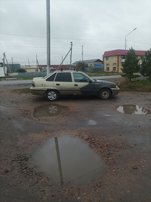 Продам нексию 1 8кл
