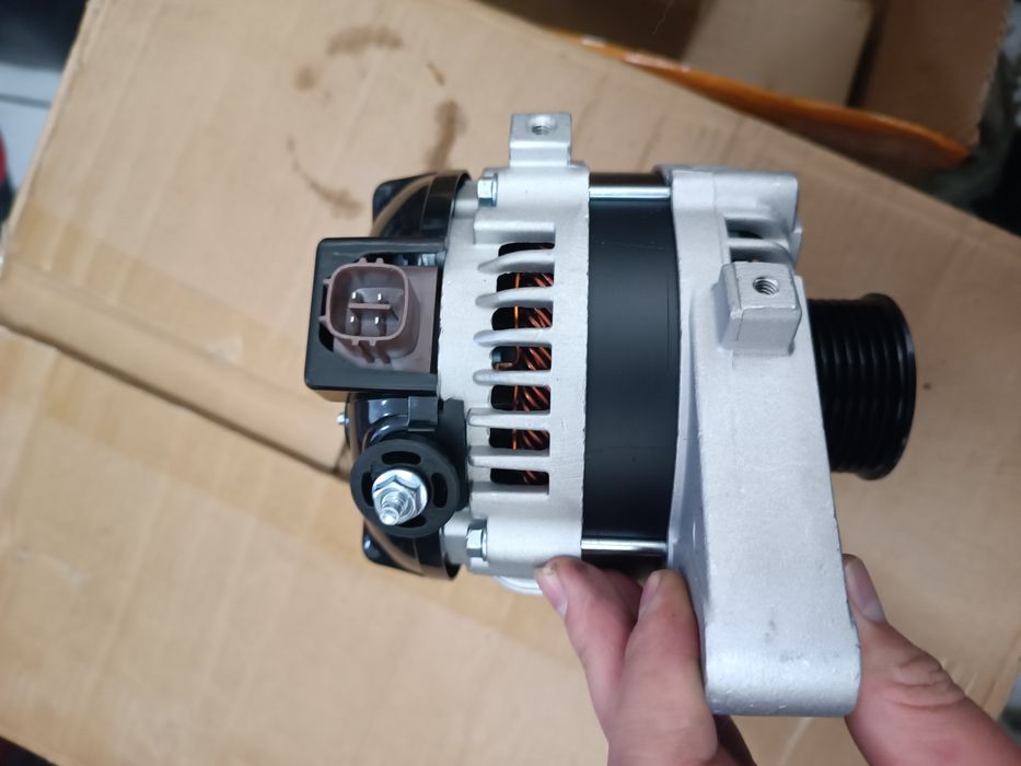 Продам генератор на Прадо 120 4.0