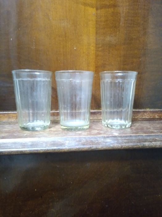 Рюмки, графины,  стаканы