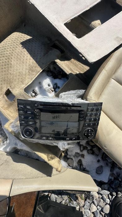 Салон 211 мерс мерседес