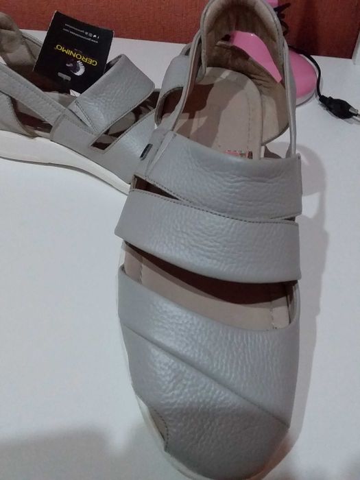 Сандалии 41р. Кожа.