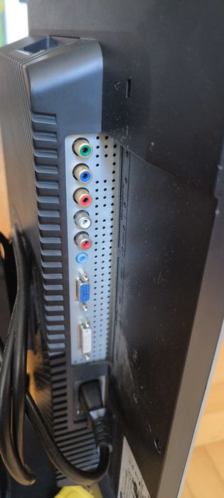 Samsung SyncMaster 215TW – 21” професионален монитор
