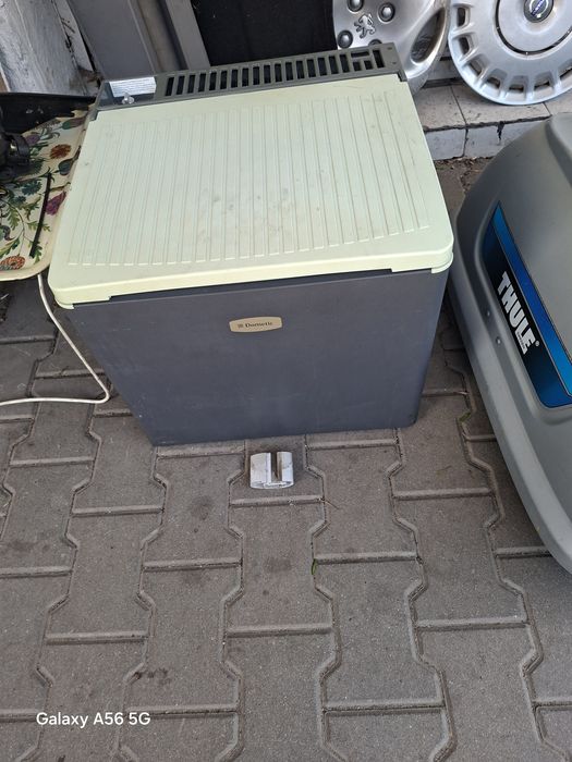 Хладилник Dometic 12/220v/газ