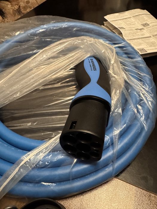 Кабели за електрически автомобили