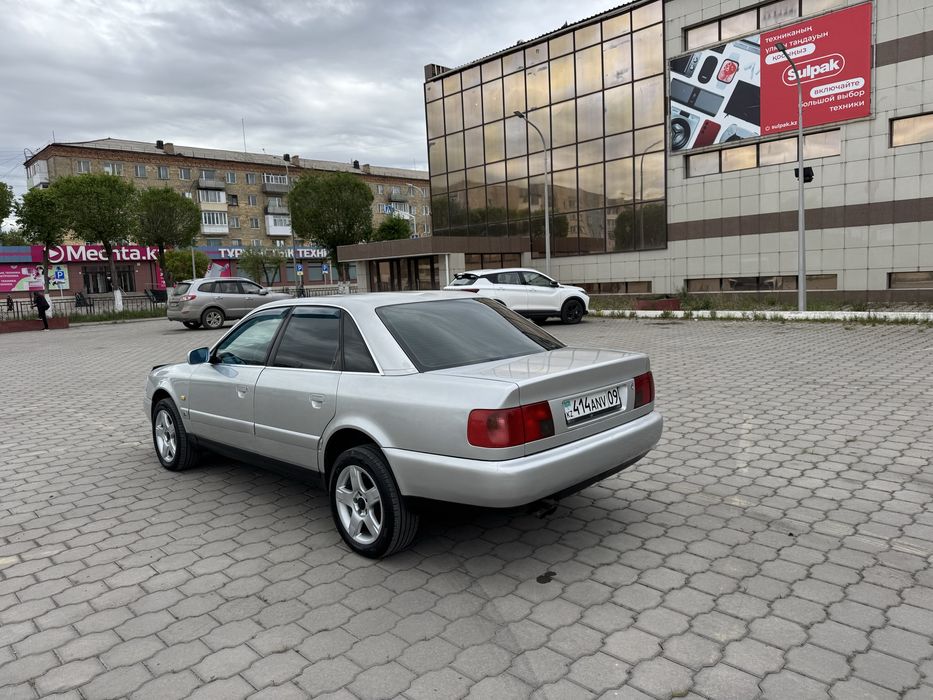 Ауди А6 автомат 2.6