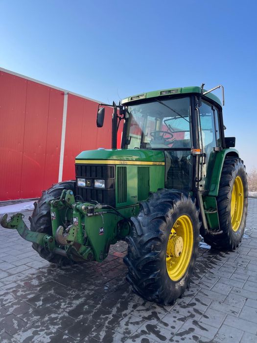 John Deere 6410  105 CP
