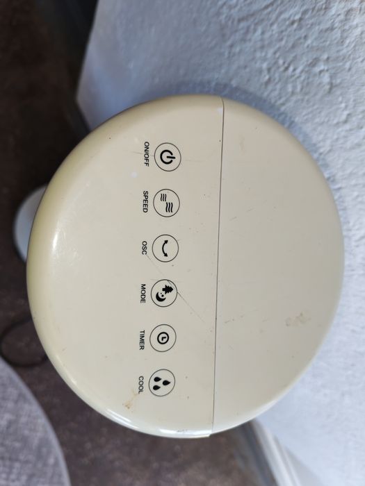 Ventilator oscilant tip turn cu apa