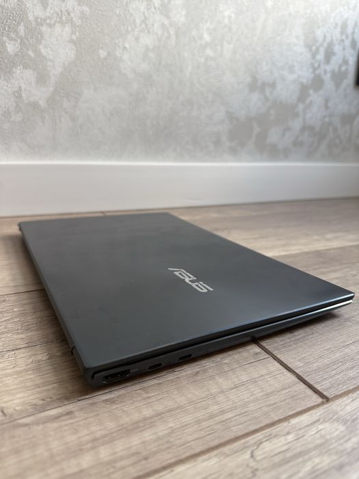 ASUS ZenBook UX425JA