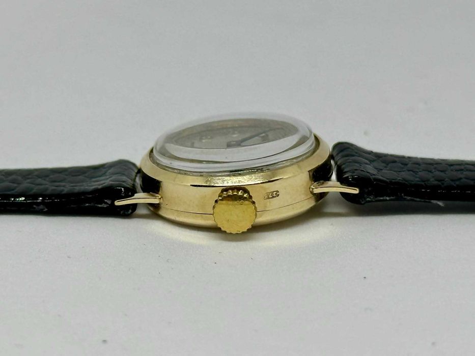 Дамски механичен златен часовник MAJEX INCABLOC / 9к GOLD