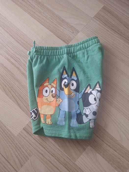 Pantaloni scurti Zara