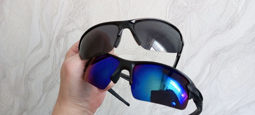 Продам новые - Очки 2 пары !!!