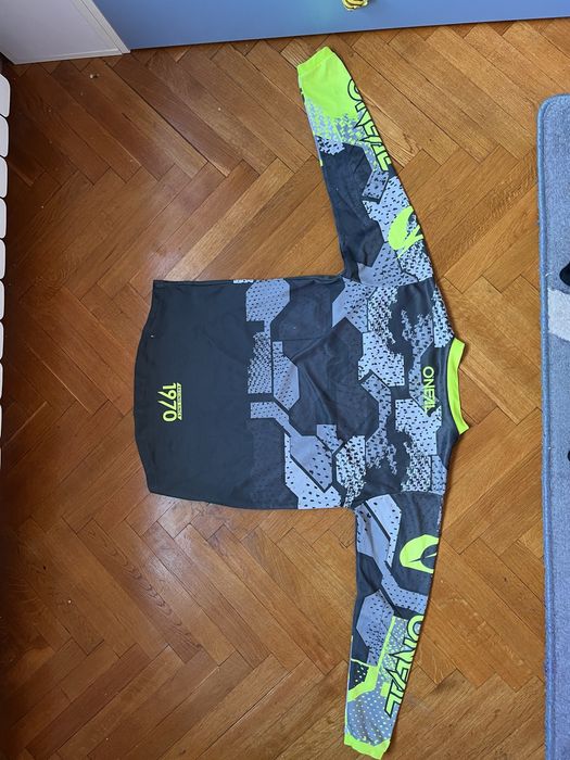 Jersey oneal  в зелен цвят