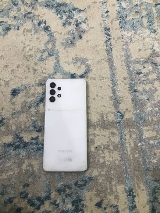 Самсунг А32тап таза